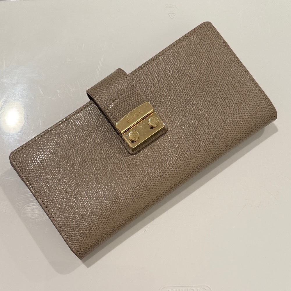 Furla Taupe Beige Leather Long Wallet with Clasp NWOT
